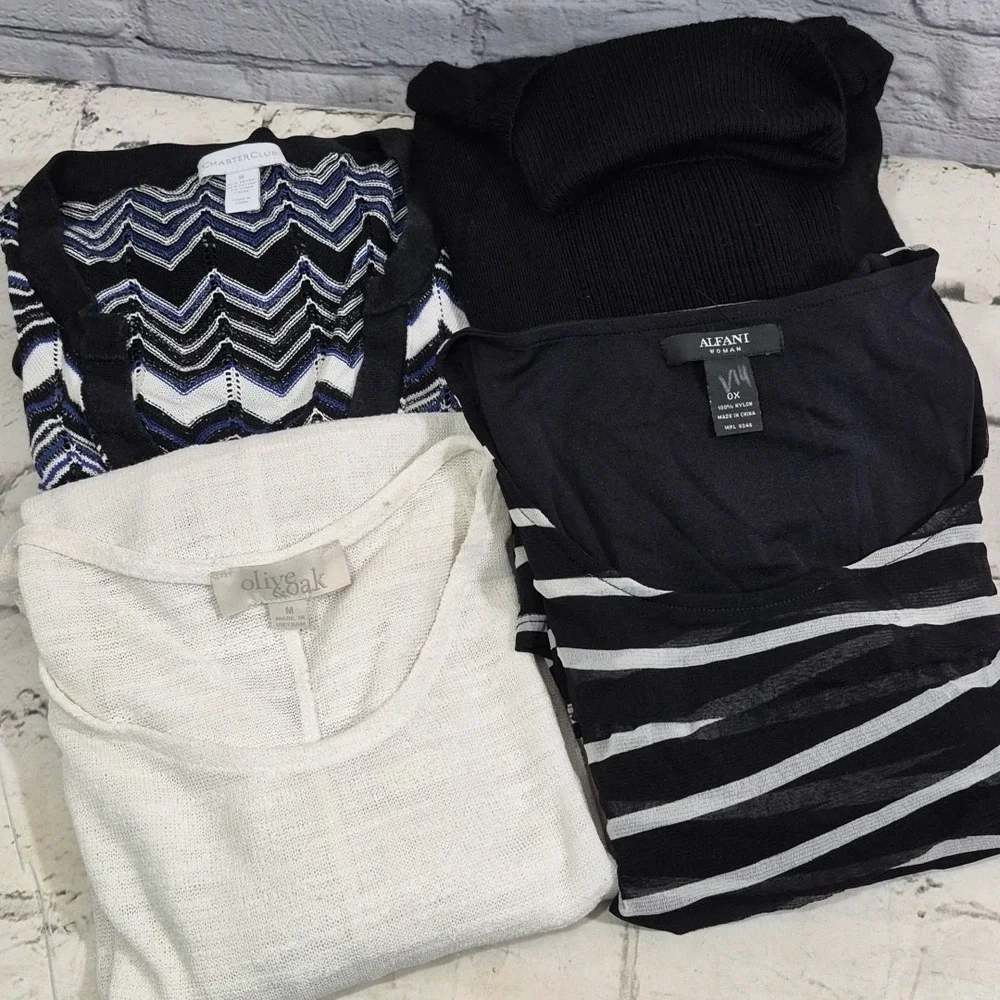 Womens‎ Office Wear Lot Of 4 Sweaters Tops Size M Black White Stripes